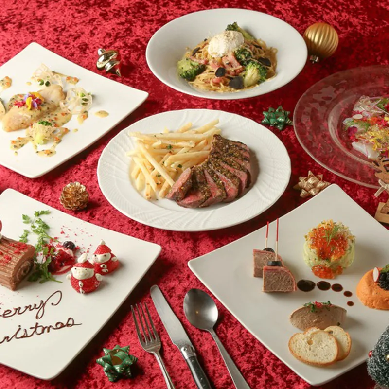 《クリスマス限定シェアコース》<br>真鯛のカルパッチョや舌平目のポワレ、<br>牛サーロインのグリエなど全6皿<br>【乾杯ロゼスパークリングワイン付き】<br>お一人様7,700円